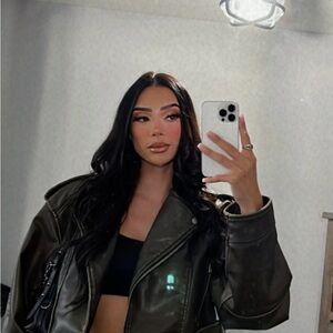 Meet your Posher, Kanessa